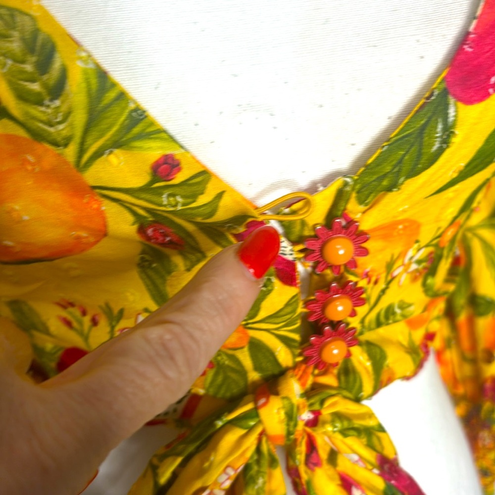 FARM Rio | Banana Leaf & Dragon Fruit Print Cotton Crop top - Picture 3 of 5